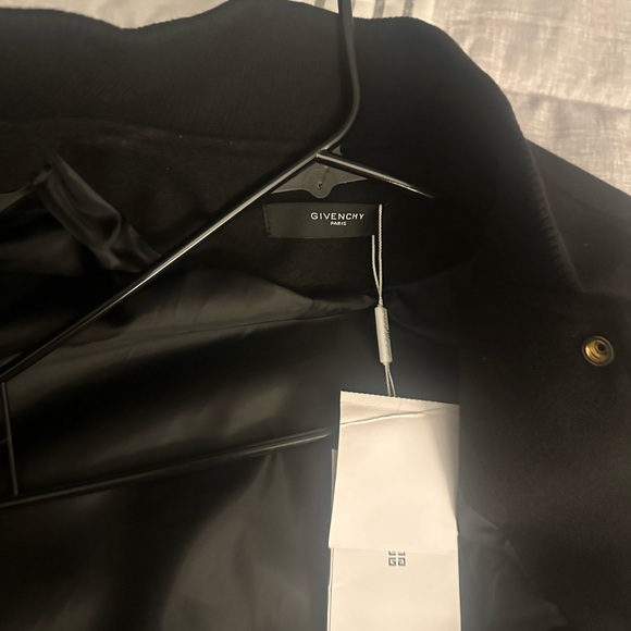 Jacket… - Picture 5 of 7